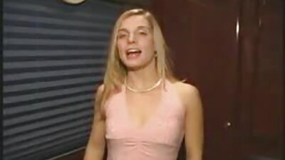 Piilotettu nokka kiinni kuuma milf sisään the suihku