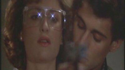 Seksinauha palaa kummittelemaan häntä!