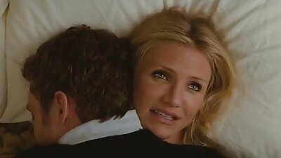 Milf kanssa jättiläinen kannet tekee perse suuhun