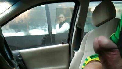 Rintava äiti laittoi rinnat kasvoilleni