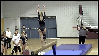 Upea kuuma perse teini kyytiä kova useissa kannoissa