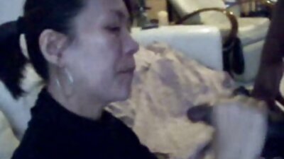 Miehellä on kaksi munaa.Miten tämä on edes mahdollista?